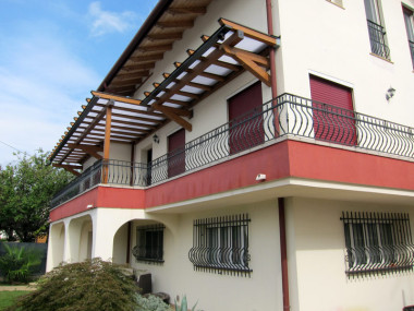 pensilina in legno polyline PPP10302.jpg